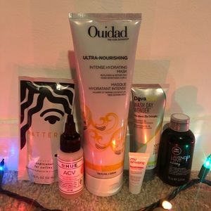 Haircare/hairstyling product bundle